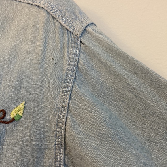 1970 Embroidered 1970 jean shirt - Picture 4 of 14